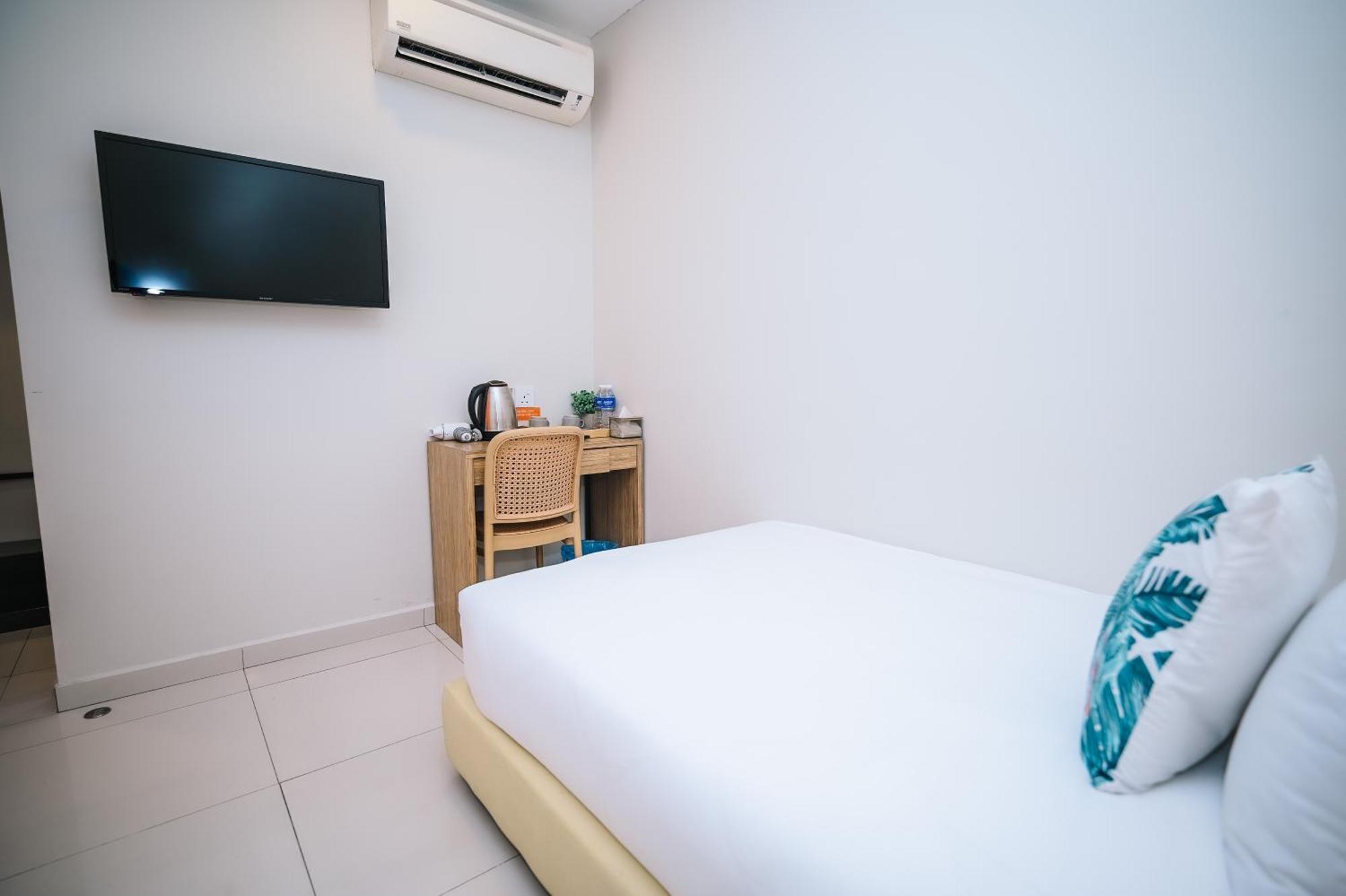 Swing & Pillows - Kelana Jaya Selangor Petaling Jaya Exterior photo
