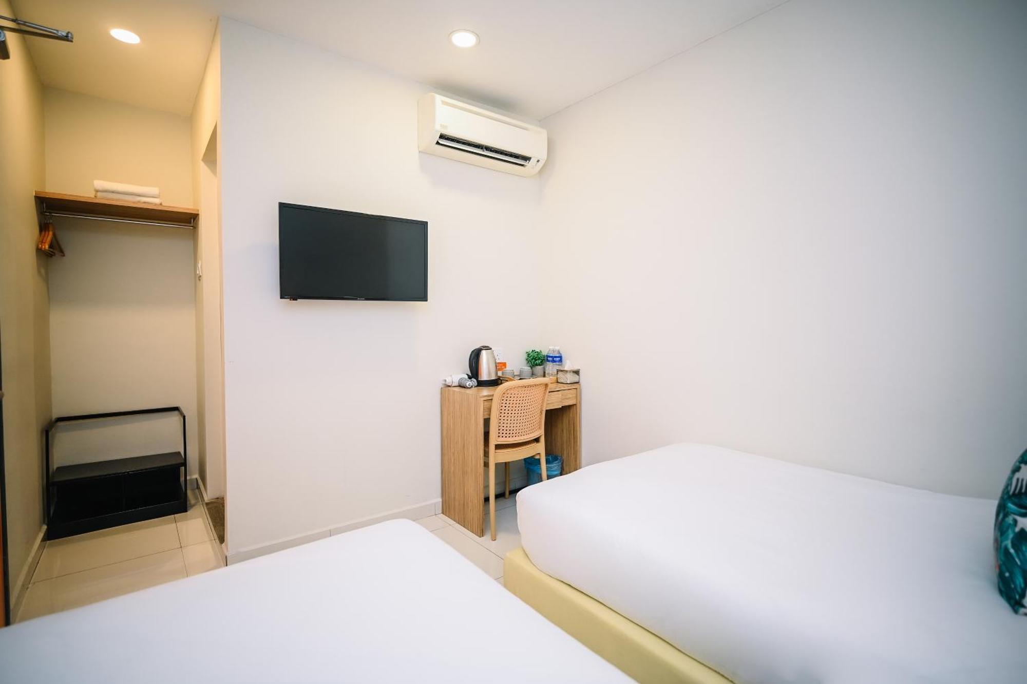 Swing & Pillows - Kelana Jaya Selangor Petaling Jaya Exterior photo